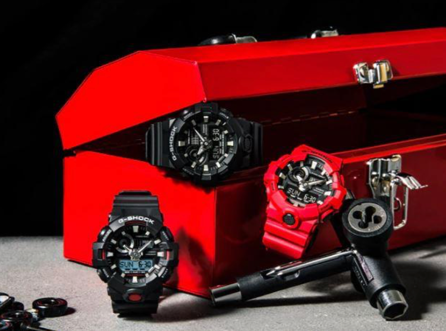 G-Shock GA-700-1B Black/Silver